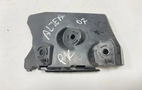 Seat Altea Front bumper mounting bracket 5P0807183A 14884