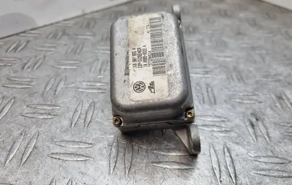 Audi A3 S3 8P ESP acceleration yaw rate sensor 1K0907655A 10098503224
