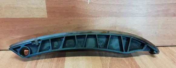 Renault Espace V (RFC) Slide rail for timing chain 130855651R