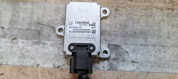 Opel Vectra C ESP acceleration yaw rate sensor 13223930