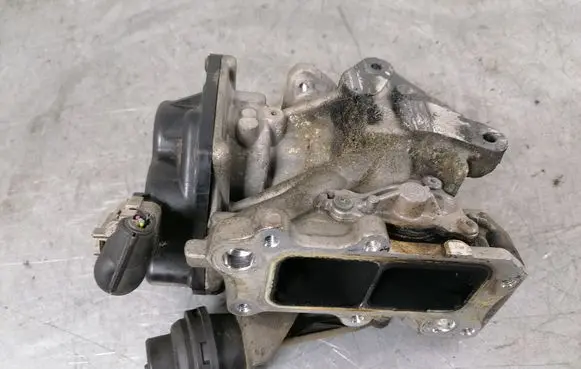 Audi A6 S6 C7 4G EGR valve cooler 03L131512DN