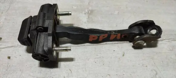 Volvo V40 Front door check strap stopper 1737