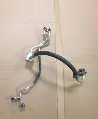 Chevrolet Camaro Air conditioning (A/C) pipe/hose 23369756