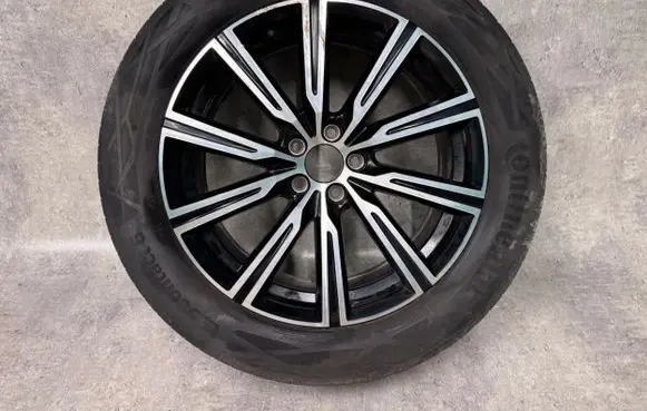 Volvo XC60 R19 alloy rim 