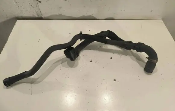 Ford Mondeo MK IV Engine coolant pipe/hose S8000102