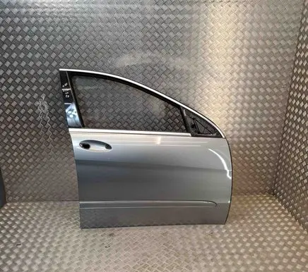 Mercedes-Benz R W251 Front door