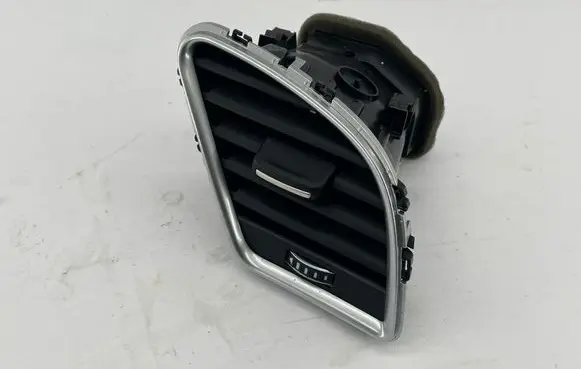 Audi A4 S4 B8 8K Dashboard side air vent grill/cover trim 8T2820902