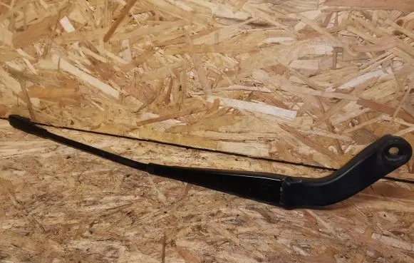 Mercedes-Benz B W245 Front wiper blade arm A1698200240