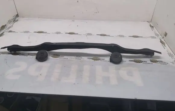Toyota RAV 4 (XA30) Radiator support slam panel