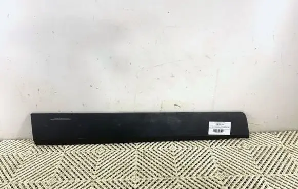 Opel Crossland X Front door trim (molding) 13482096