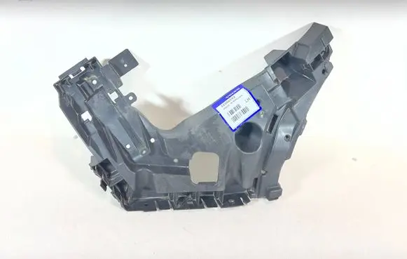 Volvo XC40 Rear bumper mounting bracket 32386992