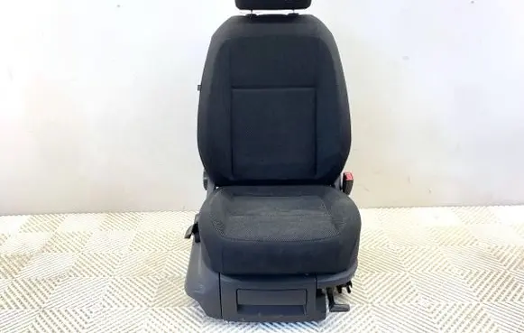 Skoda Fabia Mk2 (5J) Front passenger seat 