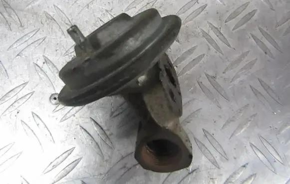 Ford Galaxy EGR valve 938f9d475ac 938f-9d475-ac
