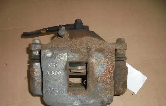 Hyundai Elantra VI Front brake caliper