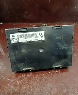 Nissan Note (E11) Comfort/convenience module 284B29U00A 281161011B 00245676