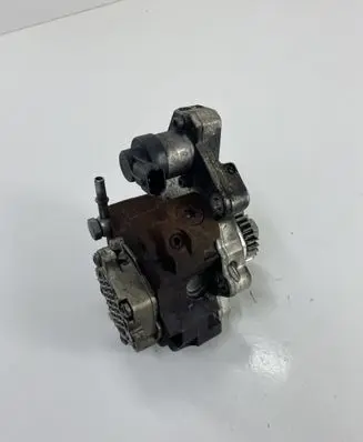 Fuel injection high pressure pump