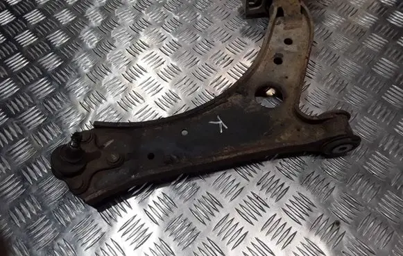 Volkswagen Caddy Front lower control arm/wishbone