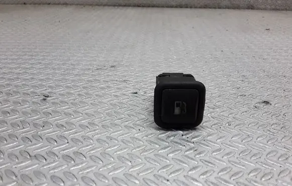 Volkswagen Golf IV Fuel tank opening switch 3B0959833A