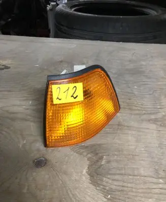 BMW 3 E36 Front indicator light 