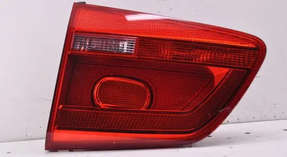 Volkswagen Touran I Tailgate rear/tail lights 1T0945094