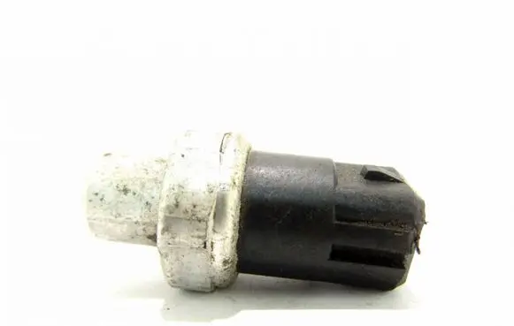 Volkswagen PASSAT B5 Oil pressure sensor 8D0959482B