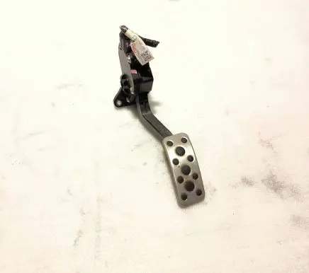 Subaru Forester SJ Accelerator throttle pedal 36010FJ071 1988001041 03004B00025