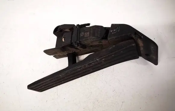 BMW 2 F22 F23 Accelerator throttle pedal 35426853175