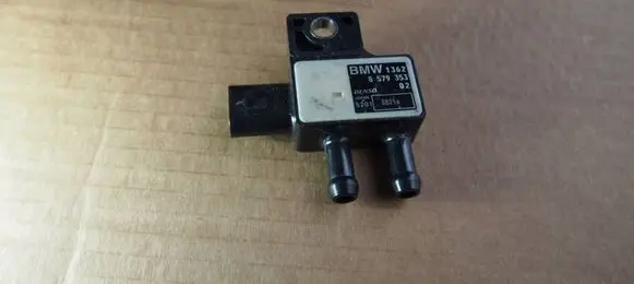 BMW X3 G01 Exhaust gas pressure sensor 8579353