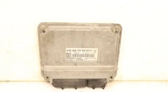 Volkswagen Polo IV 9N3 Engine control unit/module ECU