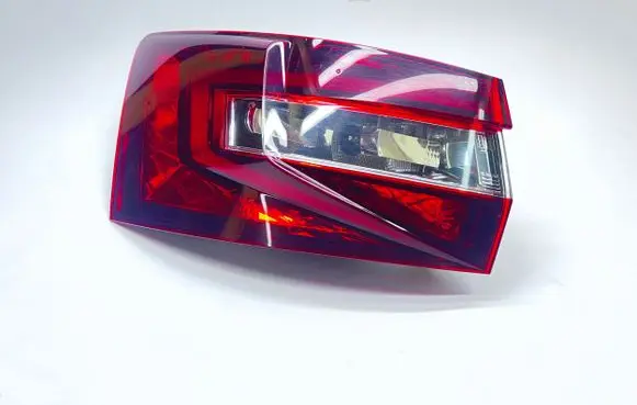 Skoda Superb B8 (3V) Rear/tail lights 3V9945207 SK48210P