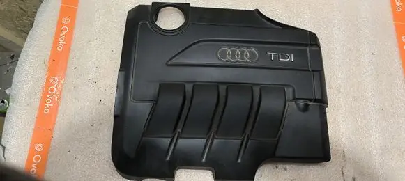 Audi A3 S3 8P Engine cover (trim) 03L103925
