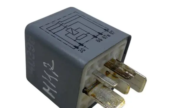 Audi A8 S8 D2 4D Other relay 4D0951253 899309000