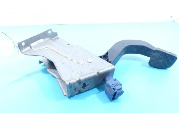 Volkswagen Amarok Pedal assembly 2H0721059C IMPRK1127656