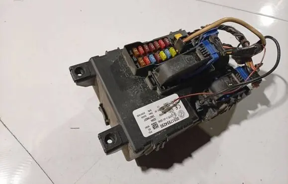 Fiat Grande Punto Fuse box set 00517954290