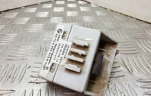 BMW 5 E39 Sensor 6923215 65756923215