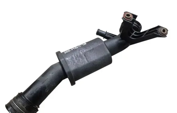 Mercedes-Benz C W204 Intake resonator A2710902137 112099A