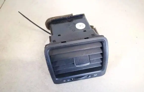 Volkswagen Golf V Dash center air vent grill 1k0819703
