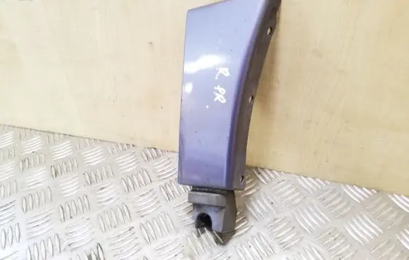 Subaru Forester SG Front arch trim 
