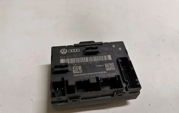Audi A5 8T 8F Door control unit/module 8K0959793D