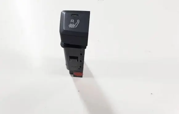 Chevrolet Captiva Seat heating switch