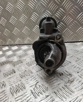 Volkswagen PASSAT B5 Starter motor