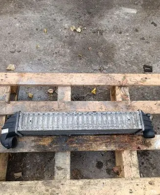 Ford Galaxy Intercooler radiator 7M3145805