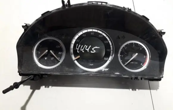 Mercedes-Benz C AMG W204 Speedometer (instrument cluster) A2045404848 A2C53244900