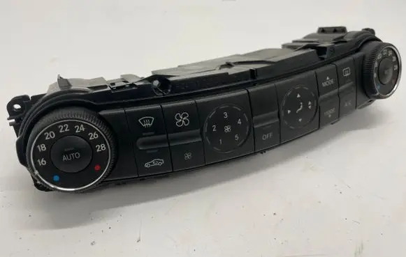 Mercedes-Benz E W211 Climate control unit A2118300490