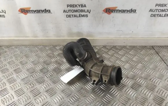 Honda CR-V Air intake hose/pipe