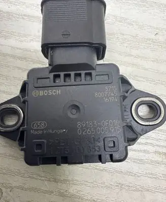 Toyota Avensis T270 ESP acceleration yaw rate sensor 89183-0F010
