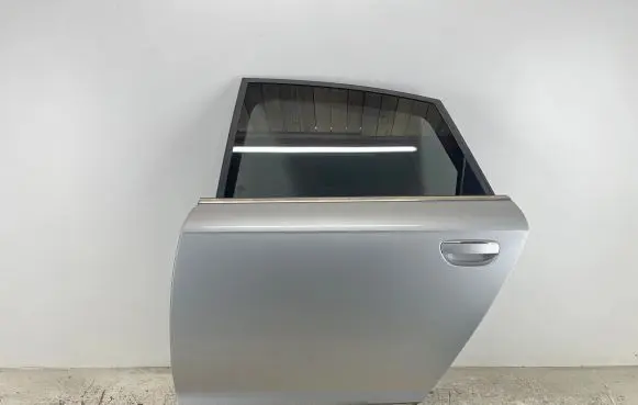 Audi A6 S6 C6 4F Rear door