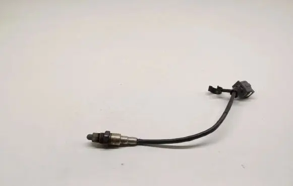 Mercedes-Benz A W176 Lambda probe sensor 0075426318