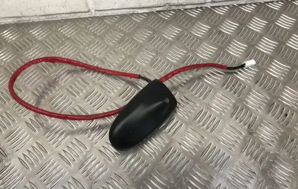 Toyota Yaris Aerial GPS antenna V309075C