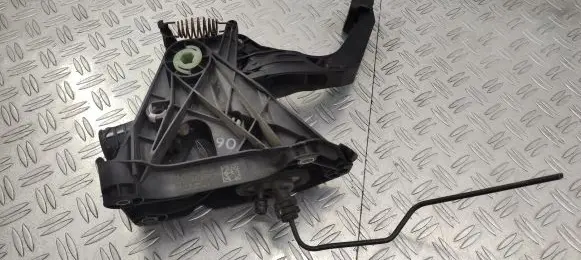 Clutch pedal